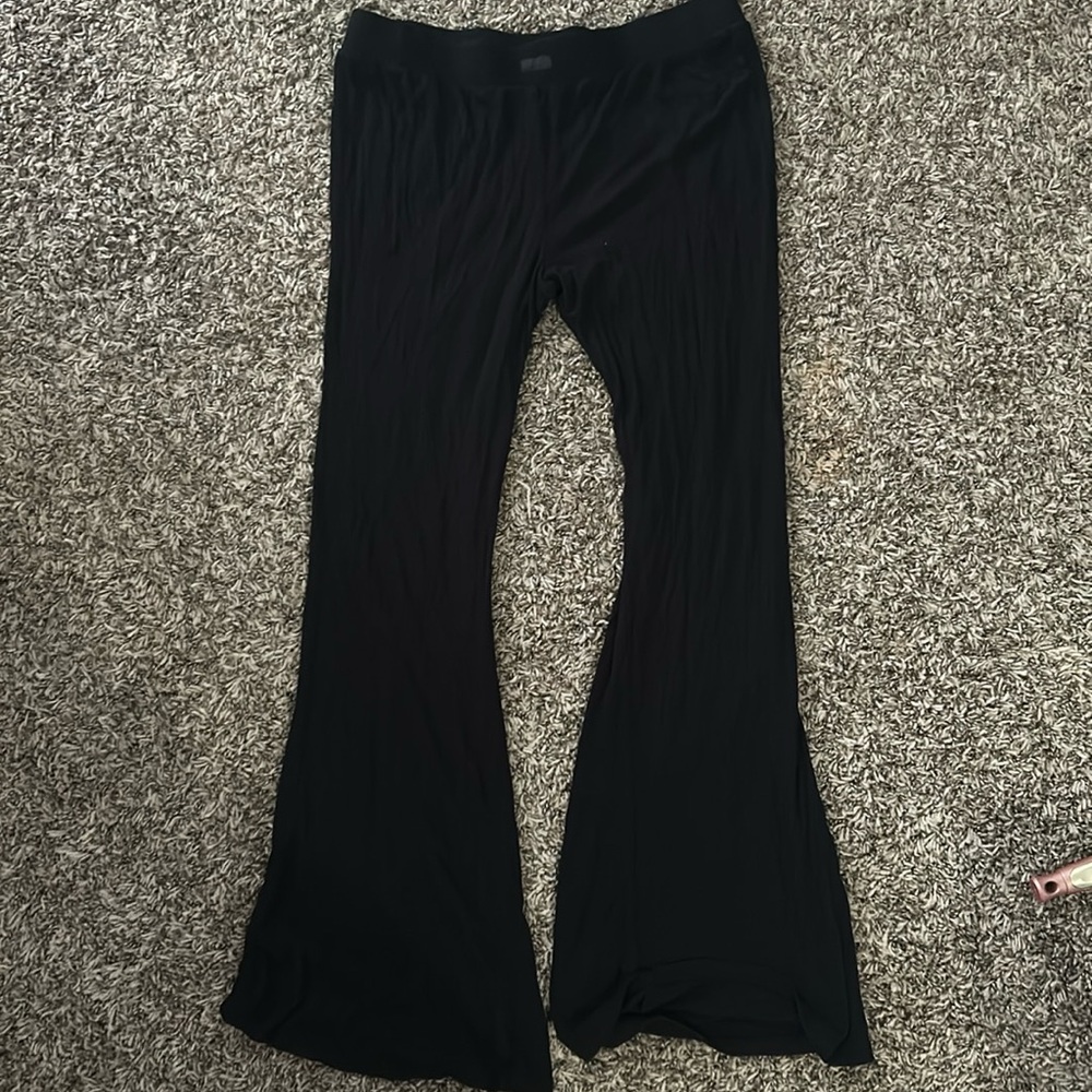 steve madden black flare pants